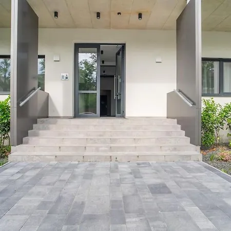 Patronka - Stylish With A Spacious Terrace * 布拉迪斯拉发