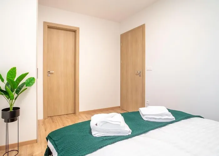 Apartment Patronka - Stylish With A Spacious Terrace *