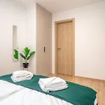 Patronka - Stylish With A Spacious Terrace