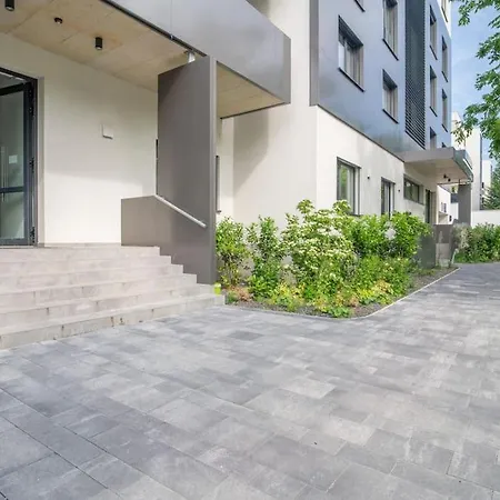 Apartmán Patronka - Stylish With A Spacious Terrace